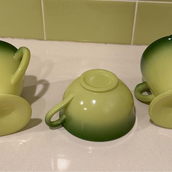 Vintage Hazel Atlas Platonite Ovide – Green Ombre Creamer & Cup (Mid-Century) - Picture 8 of 8